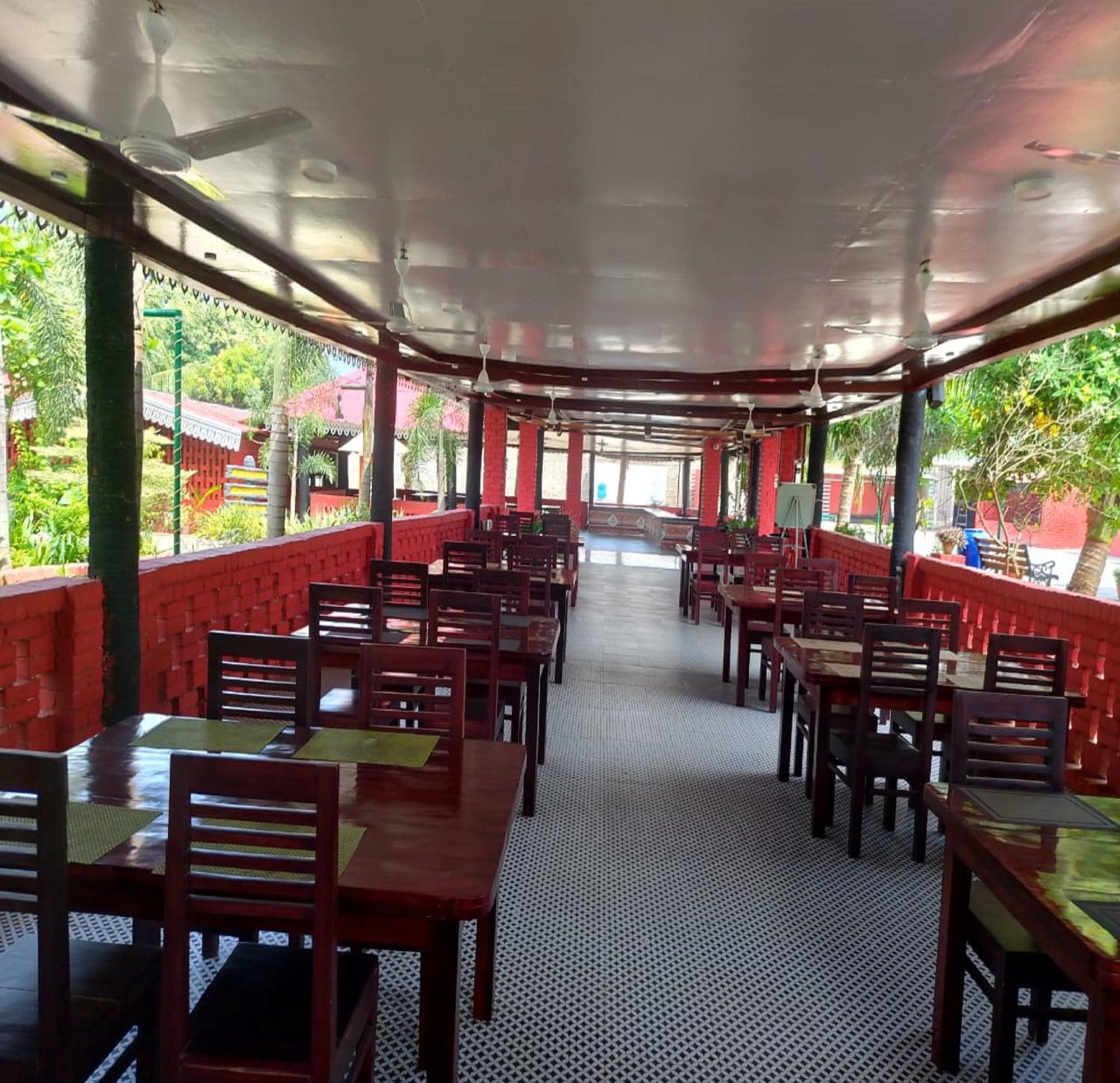 Green Point - Hotels And Resorts In Angul Exterior photo